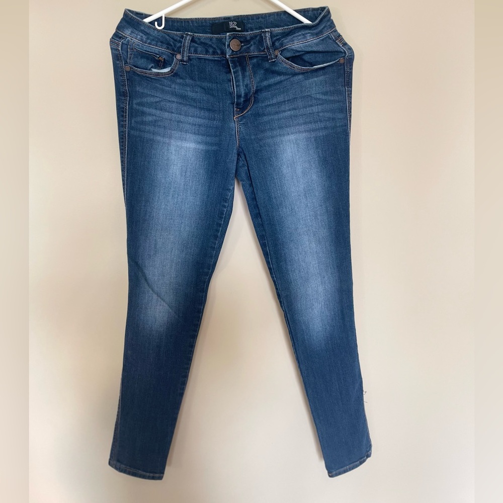 1822 Denim - Skinny Jean Sz8 (29in waist)